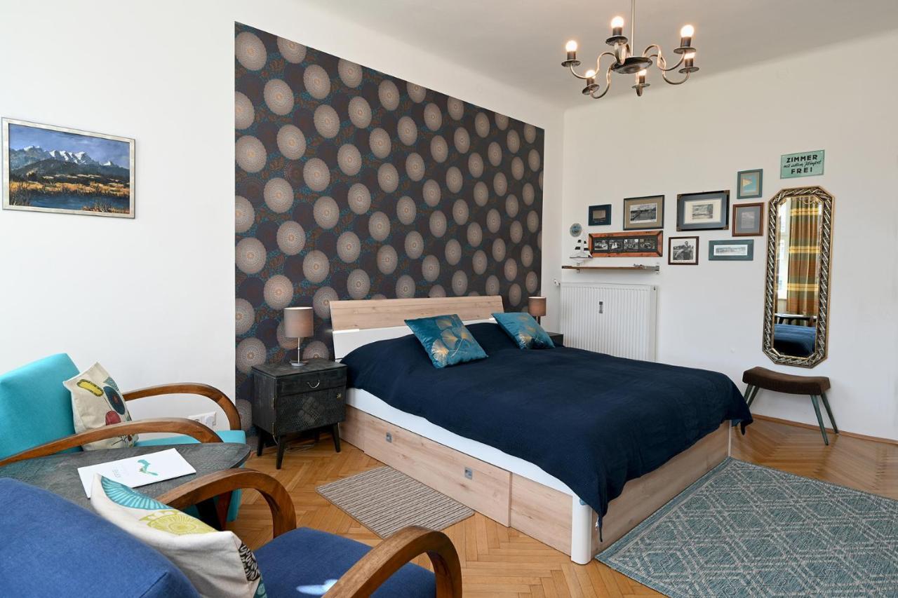 Ferienwohnung Das Karawankenplatz! Haus der Geschenke-Carinthia Velden am Wörthersee Exterior foto